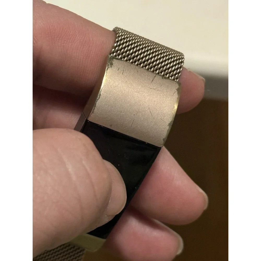 Fitbit Charge 2 Heart Rate & Fitness Black Wristband SMALL And Charger
